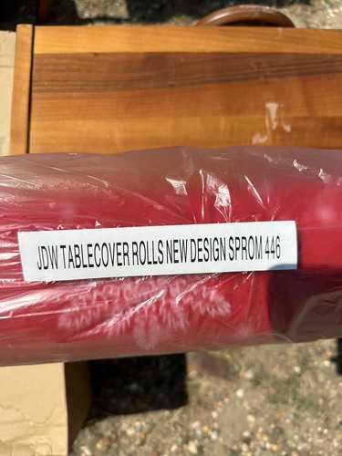 Red banquet roll - roll, 25m